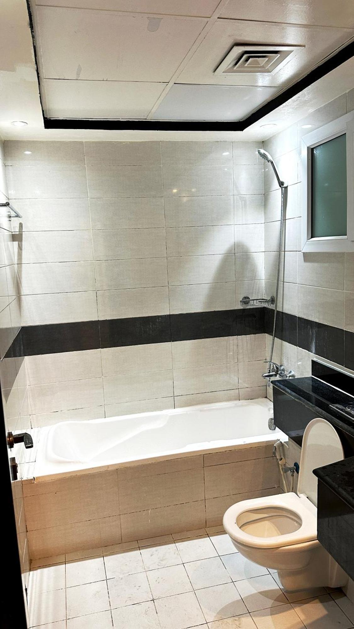 Privatunterkunft Blissful Partition In Bur Near Burjuman Metro